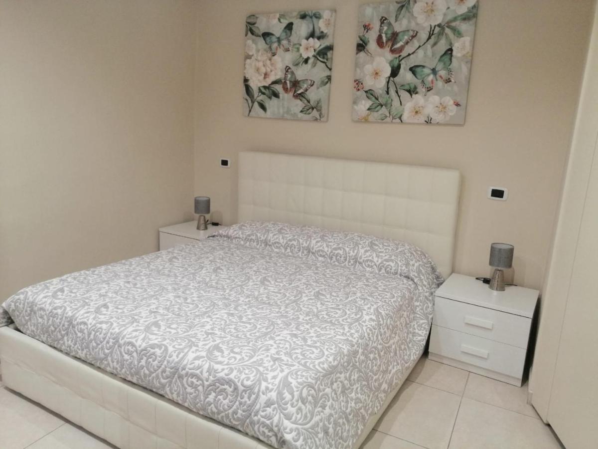 Attico Con Terrazza A Bari Appartement Buitenkant foto