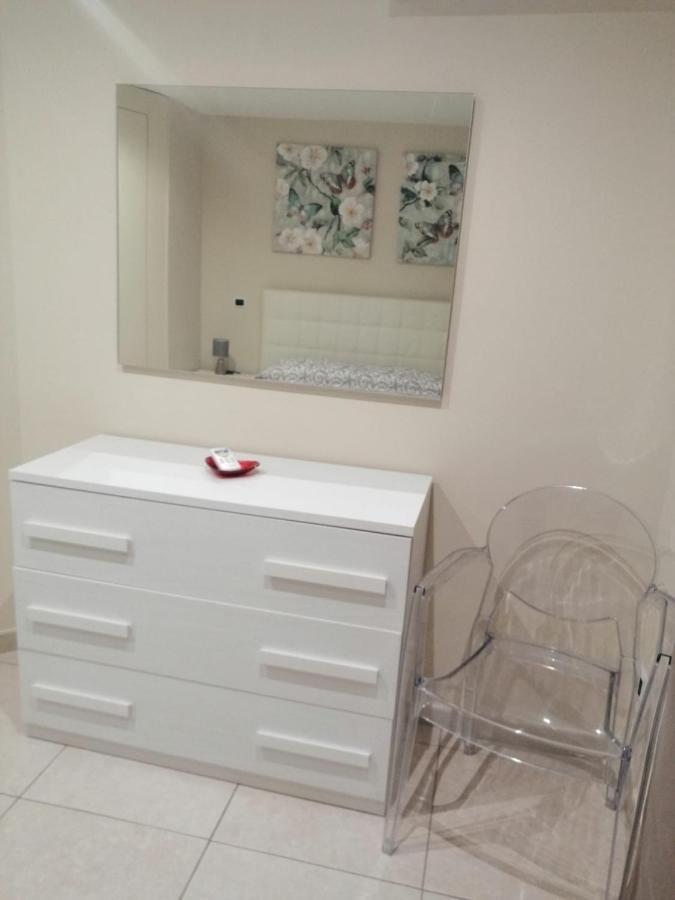 Attico Con Terrazza A Bari Appartement Buitenkant foto